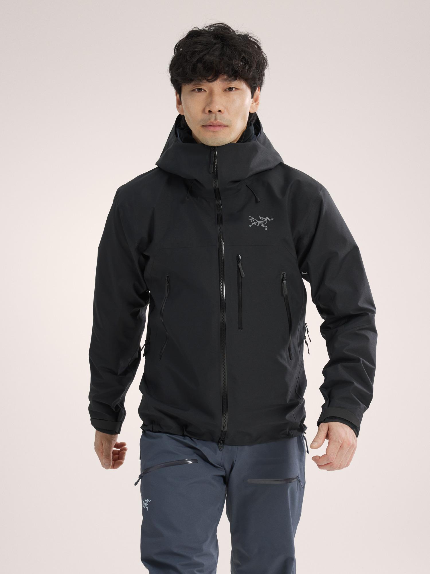 Arc'teryx Men's Beta SV Jacket in Black